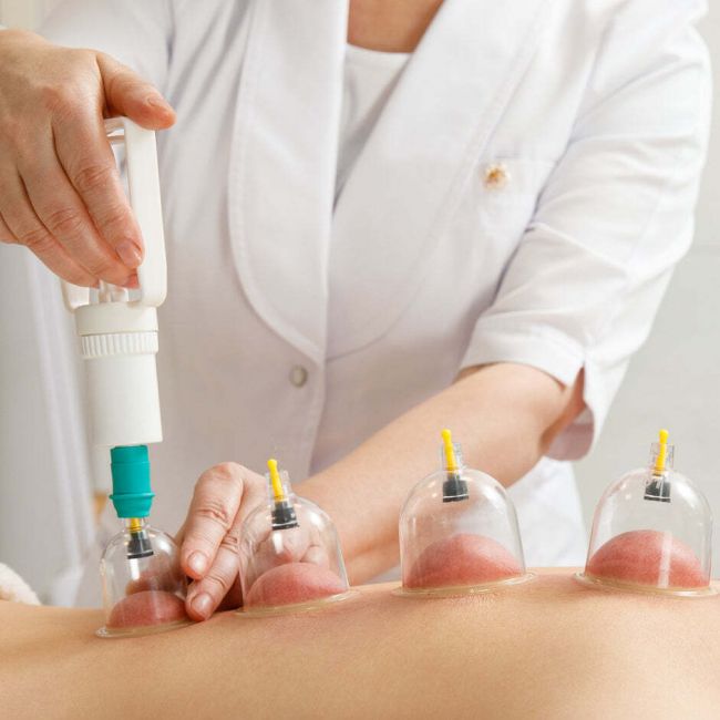 12pcscupsvacuumcuppingkitpulloutavacuumapparatustherapyrelaxmassagerscurvesuctionpump6614.jpg