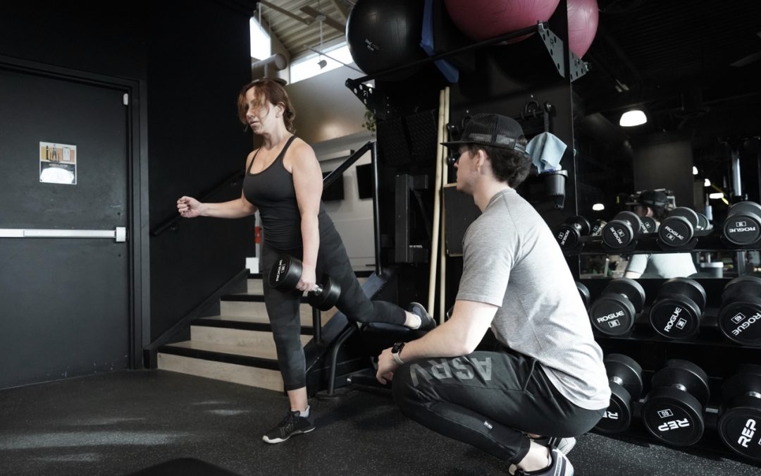 IS HIRING A PERSONAL TRAINER WORTH IT?